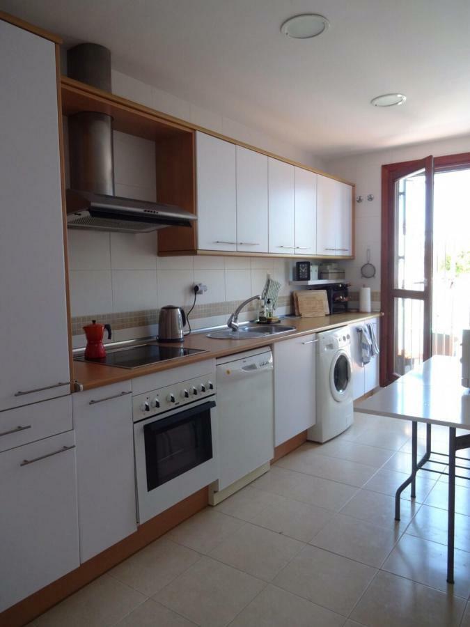 ミハス Modern Duplex With Large Panoramic View Terraceヴィラ エクステリア 写真